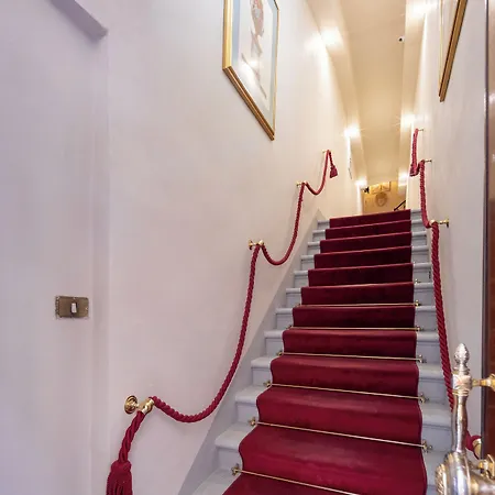 Palazzina Fusi בית הארחה