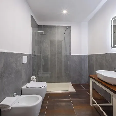 Palazzina Fusi בית הארחה 4*